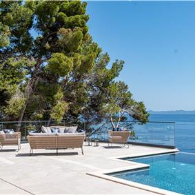 6 bedroom villa with infinity pool and sea views, Korcula Island, sleeps 12